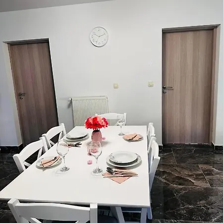 Lu&lo Apartment