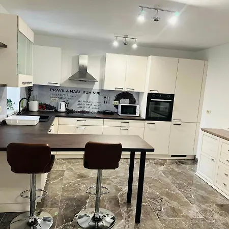 Apartman Lu&lo *